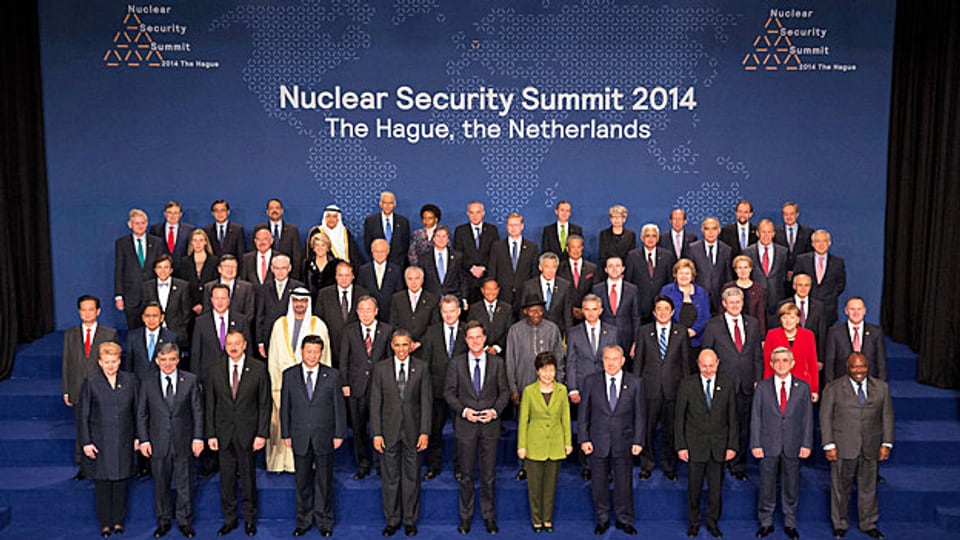 Fototermin für Teilnehmer und Teilnehmerinnen des Atomsicherheitsgipfels in Den Haag.