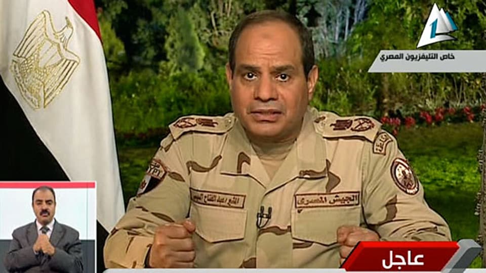 Der ägyptische Armeechef, General Abdel-Fattah al-Sisi, bei seinem TV-Auftritt am Mittwochabend.