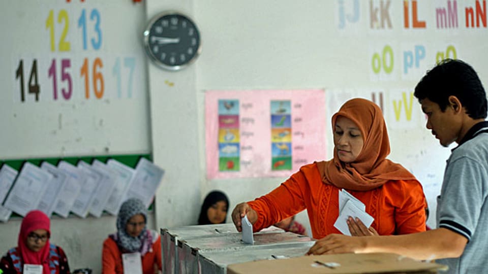 Wahllokal in einem Kindergarten in Banda Aceh, Indonesien.