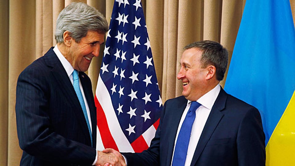 US-Aussenminister John Kerry und der Aussenminister der ukrainischen Übergangsregierung Andrij Deschtschyzja am Donnerstag Vormittag in Genf.