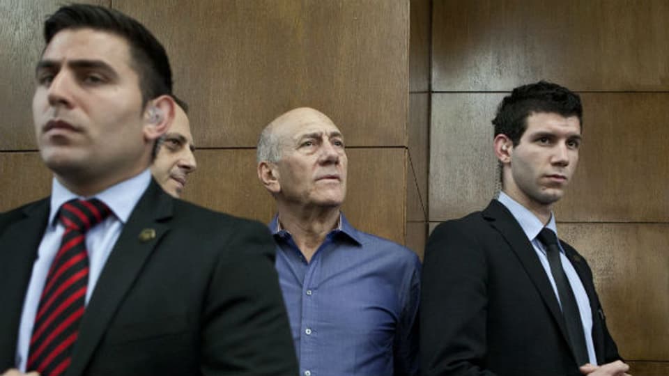 Ehud Olmert soll Bestechungsgelder angenommen haben.