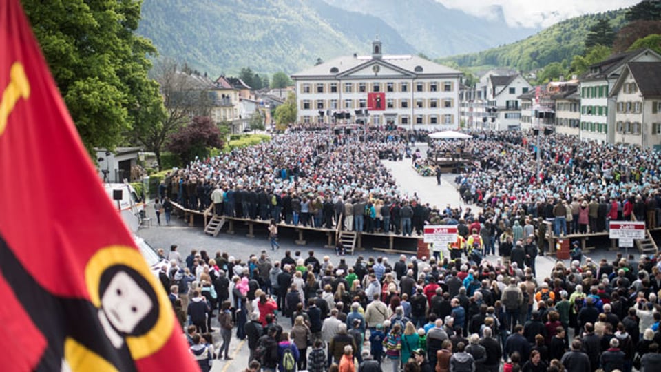 Die Schweiz als Vorbild? Die Landsgemeinde in Glarus am 4. Mai 2014.