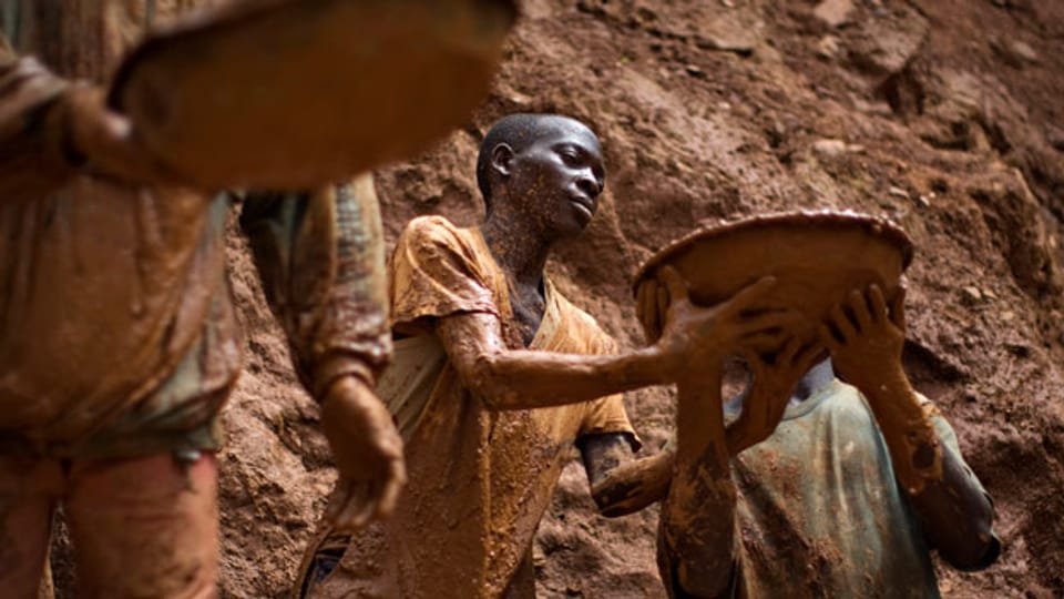 Goldgräber in einer Goldmine in der Nähe des Dorfes Kobu im Nordosten von Kongo. Symbolbild.