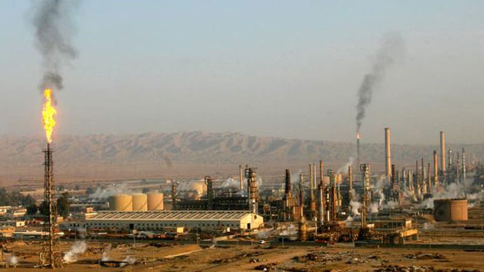 Dschihadisten sollen die grösste Öl-Raffinerie im Irak übernommen haben. Bild: Ölraffinerie in Baidschi, Irak.