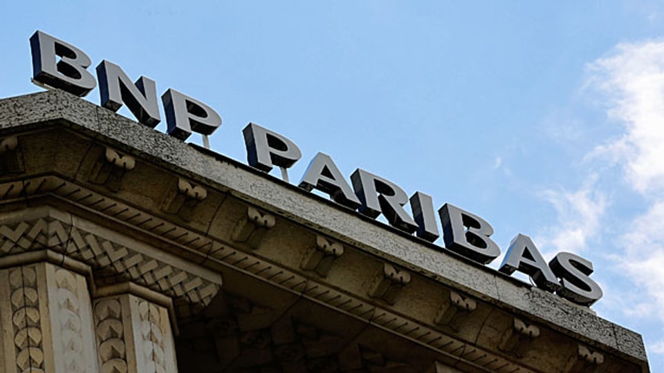 Die französische Bank BNP Paribas ist von der US-Justiz zu einer Busse von neun Milliarden US-Dollar verdonnert worden.