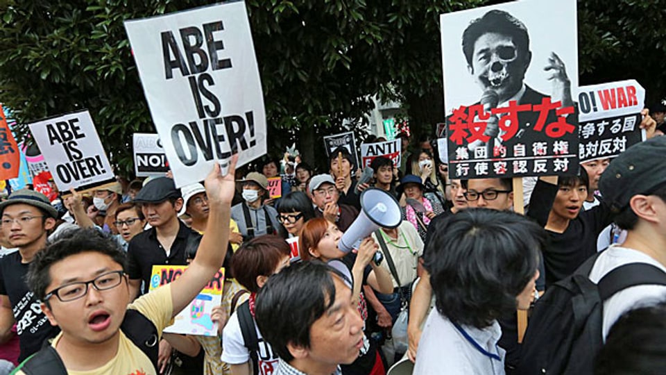Proteste gegen die Politik Shinzo Abes in Tokio.