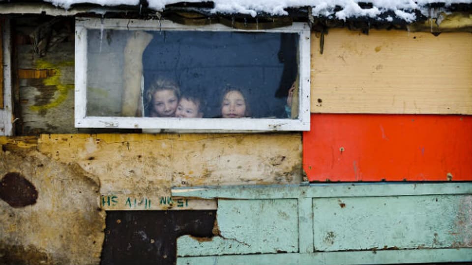 Kinder in einer Roma-Siedlung in Baia Mare, Rumänien.