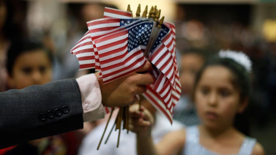 Nach fünf Jahren darf in den USA ein Antrag zur Einbürgerung gestellt werden.