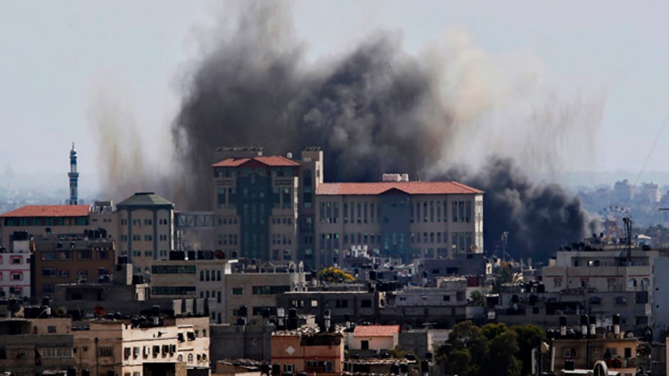 Gaza-Stadt ist weiterhin unter Beschuss.