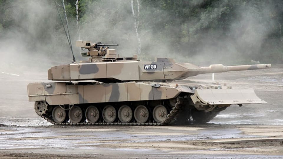 Der deutsche Kampfpanzer «Leopard 2 A7 +» von Krauss-Maffei Wegmann (KMW). Das Unternehmen fusioniert mit dem französischen Rüstungskonzern Nexter.