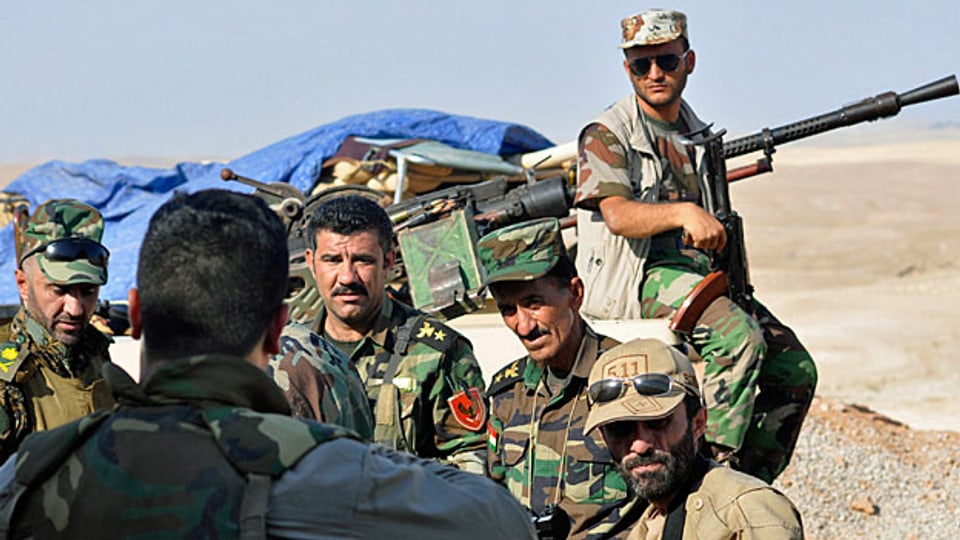 Kurdische Soldaten am 5. August in der Nähe von Sinjar, westlich von der Stadt Mosul.