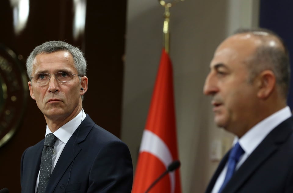 Nato-Generalsekretär Stoltenberg trifft in Ankara den türkischen Aussenminister Cavusoglu.