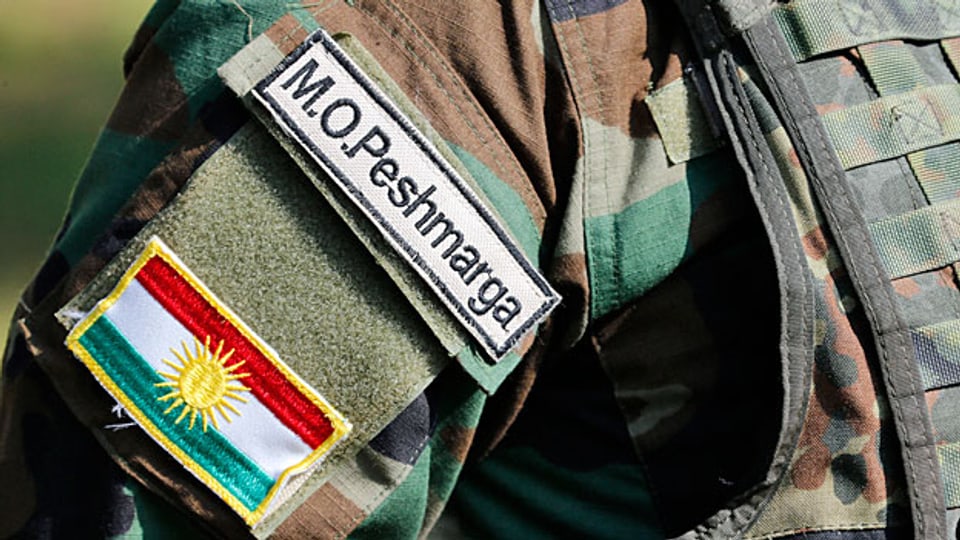 Die kurdischen Peschmerga-Truppen aus Nordirak dürfen ab sofort die Türkei durchqueren, um nach Kobane im Norden Syriens zu gelangen.