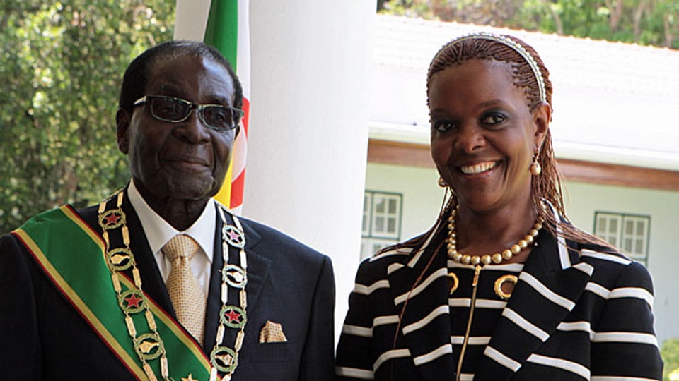Zimbabwes Präsident Robert Mugabe mit seiner Ehefrau Grace.