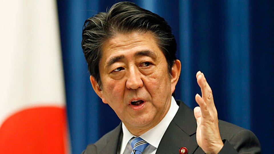 Japans Premier Shinzo Abe  hat die Parlamentswahlen um zwei Jahre vorgezogen – nicht zuletzt, um seine Gegner unter Druck zu setzen.