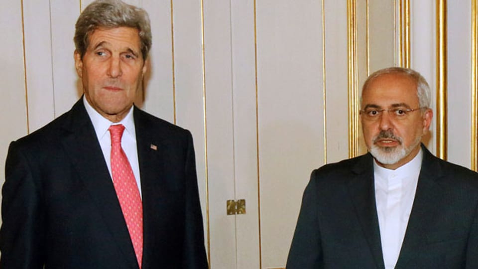 US-Aussenminister John Kerry (links) und der iranische Aussenminister Javad Zarif in Wien am 23. November 2014.