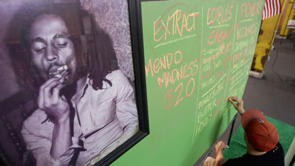 Bob Marleys Erben haben zugestimmt, dass die Reggae-Legende Werbefigur für die neue Gras-Marke sein darf.