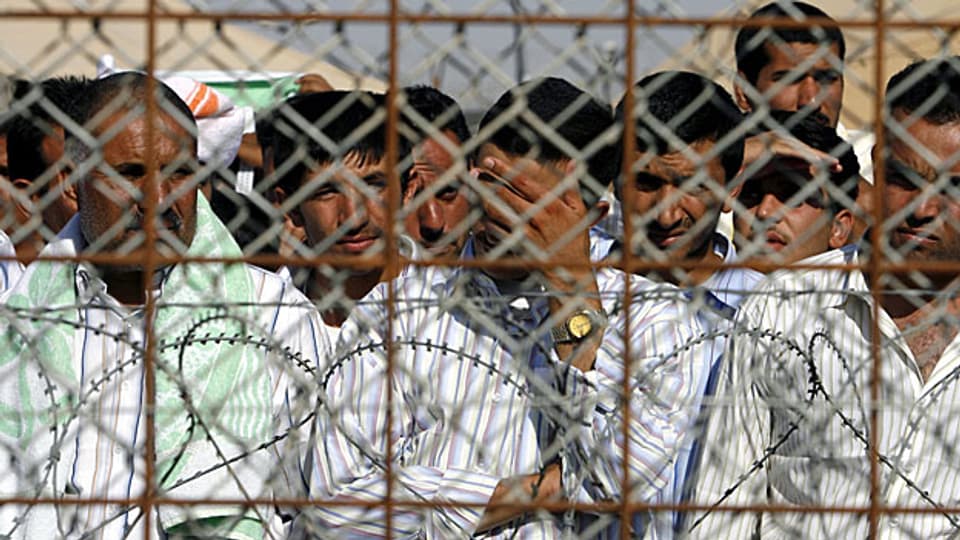 Gefangene im Gefängnis von Abu Ghraib in der irakischen Hauptstadt Begdad.