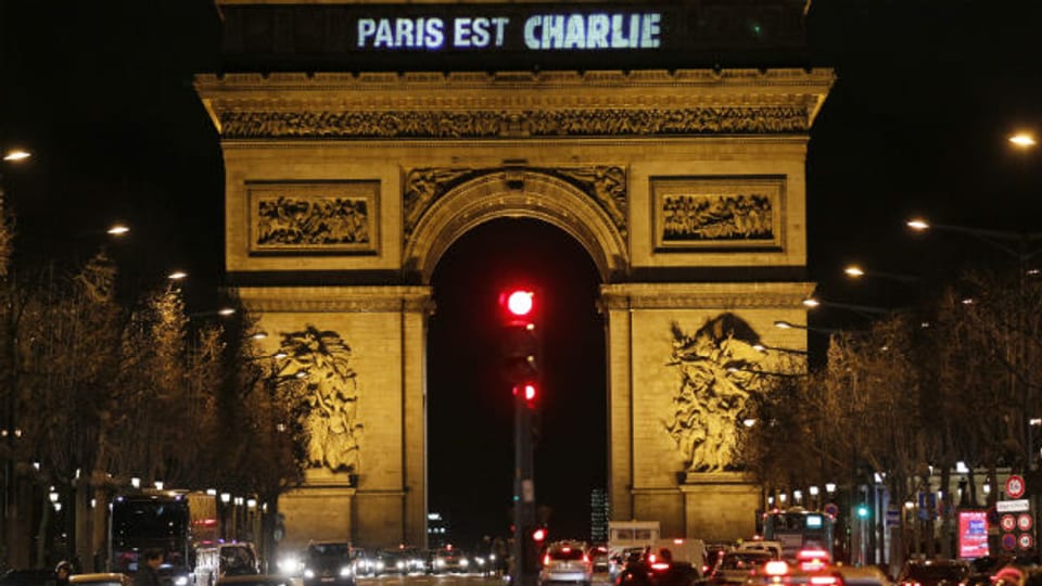 Frankreich erfährt nach den Terrorangriffen eine weltweite Welle der Solidarität.