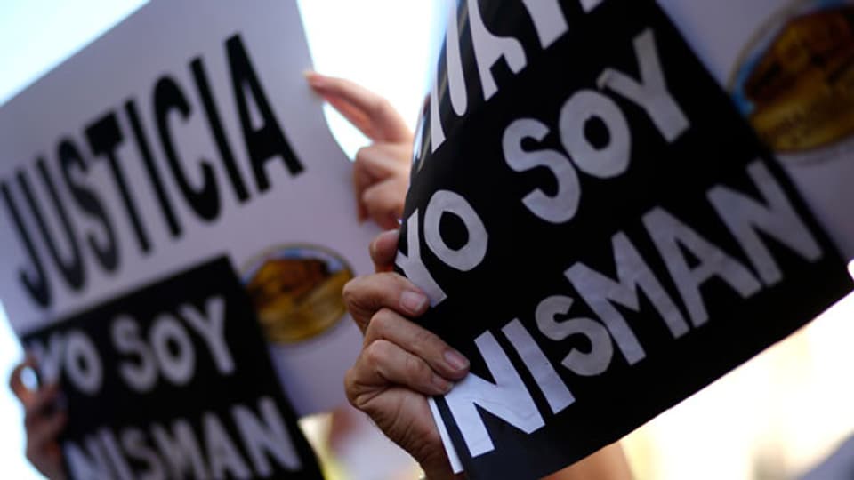 Demonstranten verlangen Aufklärung im Todesfall von Alberto Nisman in Buenos Aires am 21. Januar 2015.