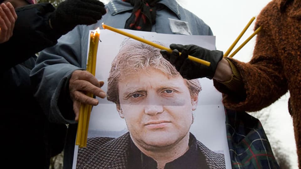 Versammlung zum Gedenken an den Tod des ehemaligen russischen Staatssicherheitsoffizier Alexander Litwinenko in Moskau. Litwinenko starb am 23. November 2006, nachdem er mit hoch radioaktivem Polonium 210 vergiftet wurde.