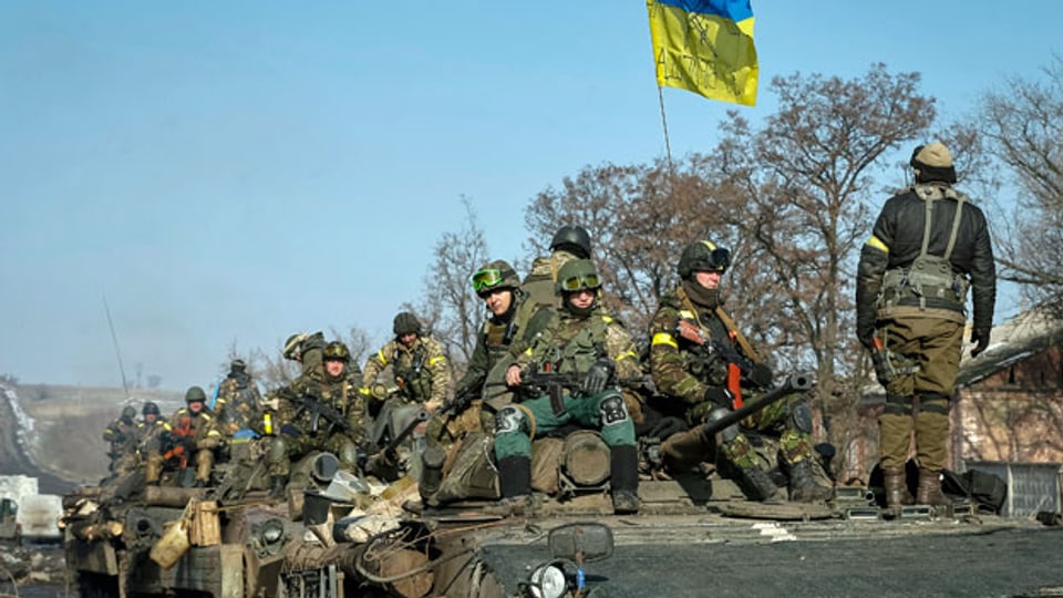 Soldaten der ukrainischen Armee in der Nähe von Debalzewe, am 12. Februar 2015.