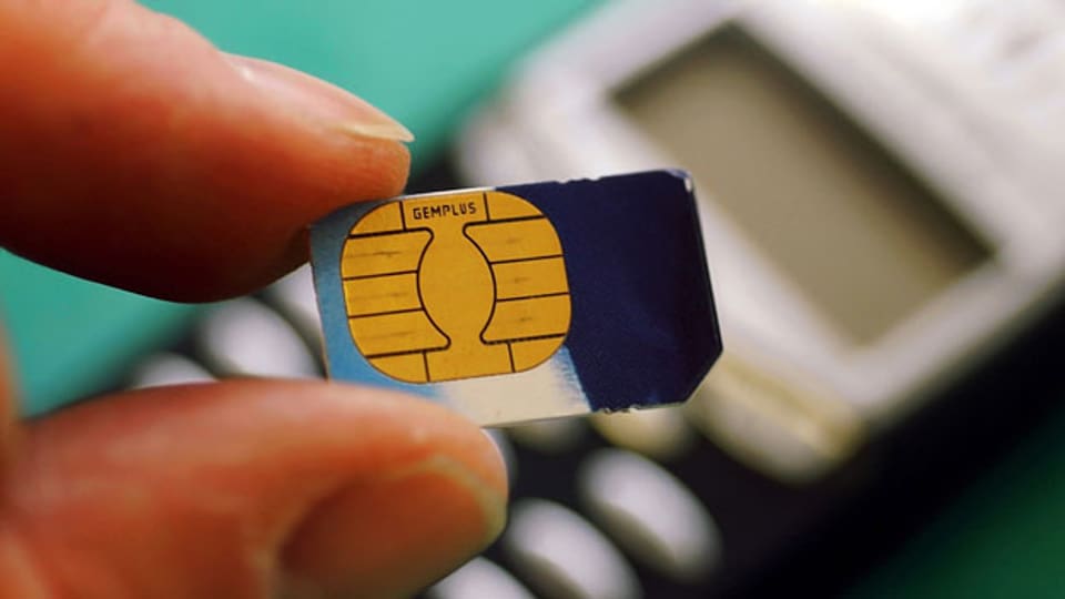 Der Skandal um mutmasslich gestohlene SIM-Kartendaten bringt den weltweit führenden Kartenhersteller Gemalto in Bedrängnis.
