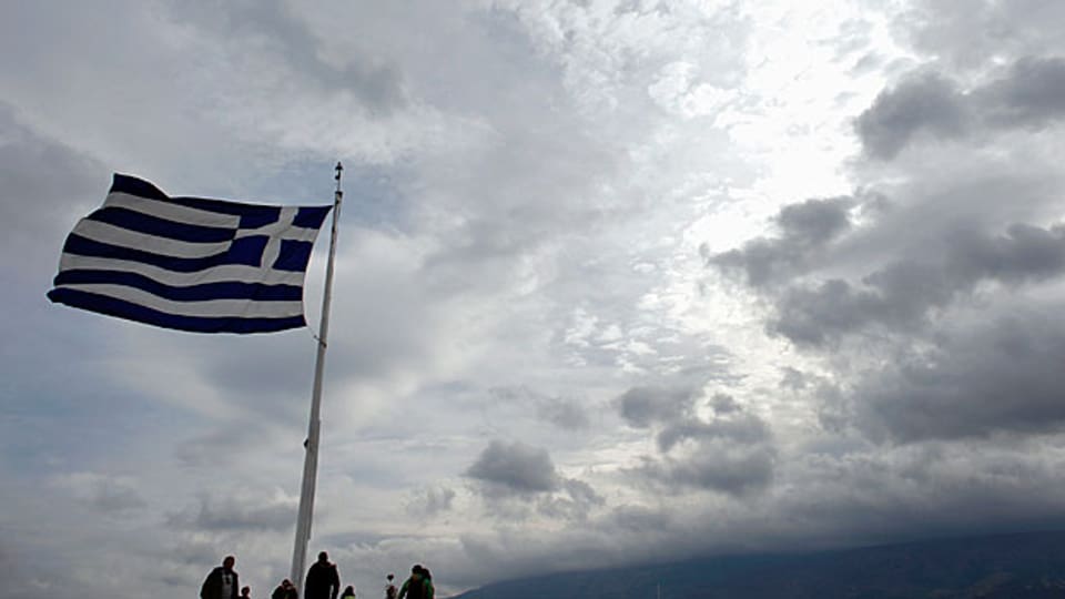 Die griechische Regierung hat unter anderem zugesichert, dass abgeschlossene Privatisierungen von Staats-Firmen nicht rückgängig gemacht werden. Massnahmen zur Linderung sozialer Nöte sollen budget-neutral erfolgen.