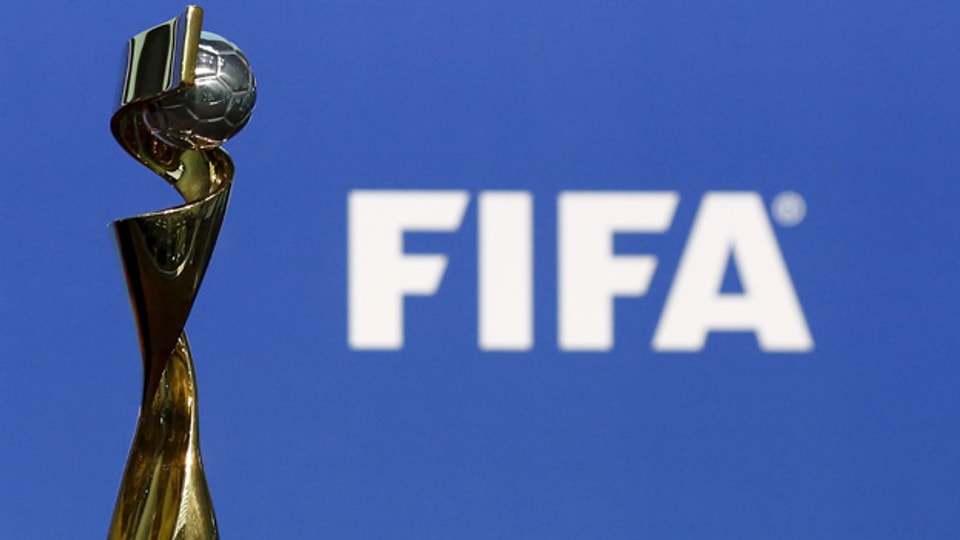 Die Fussball-Weltmeisterschaft 2022 in Katar wird sechs Tage vor Heiligabend am 18. Dezember entschieden.