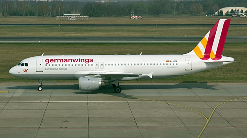 Ein Airbus A320 von Germanwings auf dem Berliner Flughafen.