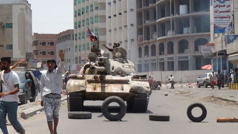 Journalisten berichten kaum mehr aus Aden; IKRK-Mitarbeiter sprechen von einer Geisterstadt.