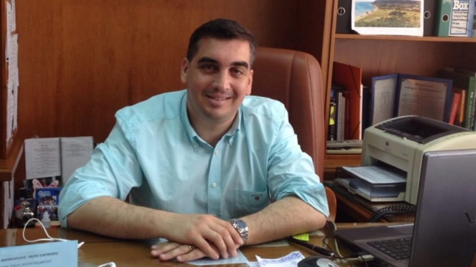Der Bürgermeister von Elliniko-Argyroupoli wehrt sich gegen die Zwangsmassnahmen von Athe