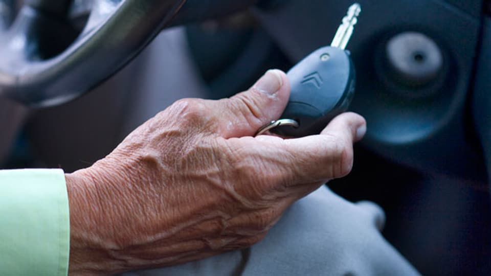 Ältere Autofahrer verursachen mehr Unfälle.