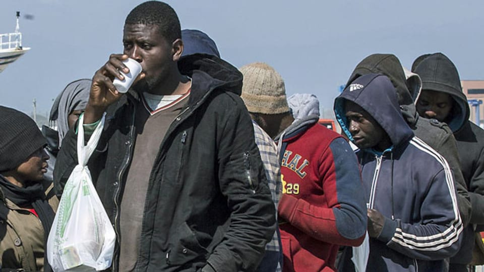 Häufig wollen sich Flüchtlinge in Italien nicht registrieren lassen. Das Ziel ist Nordeuropa.