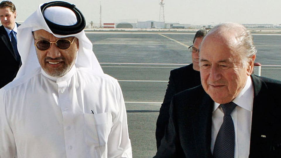 Mohammed bin Hammam und Fifa-Präsident Blatter im Dezember 2010 in Doha, der Hauptstadt von Katar.