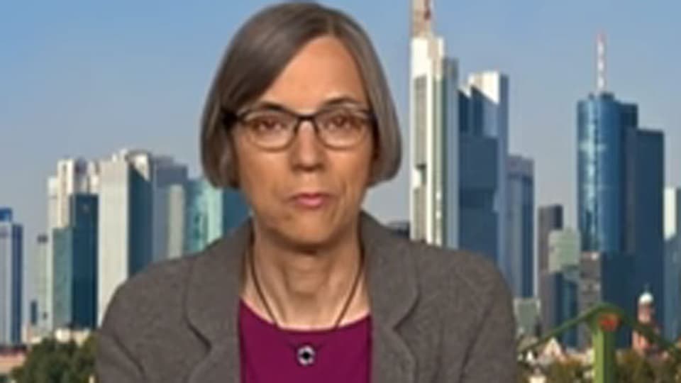 Sylvia Schenk ist eine deutsche Juristin und ehemalige Leichtathletin. Bild Screenshot Youtube.