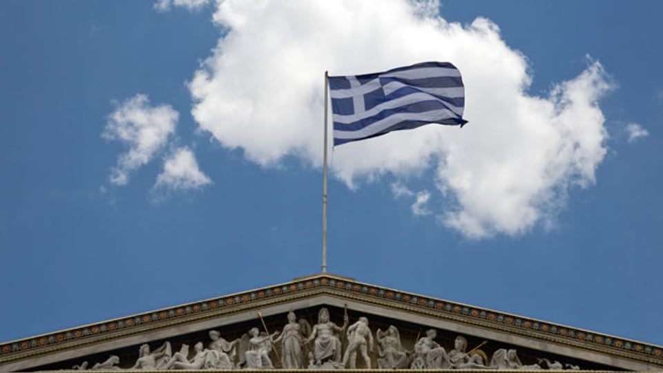 In Griechenland beobachten die Leute den Schuldenpoker ihrer Regierung mit einer gehörigen Portion Fatalismus.