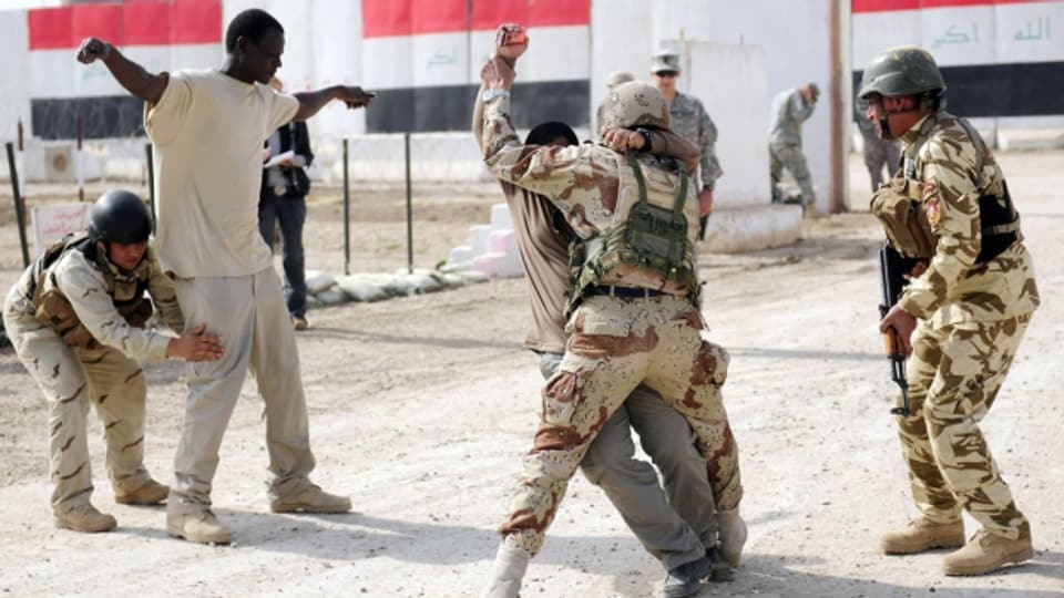 Irakische Truppen während ihrer Ausbildung.