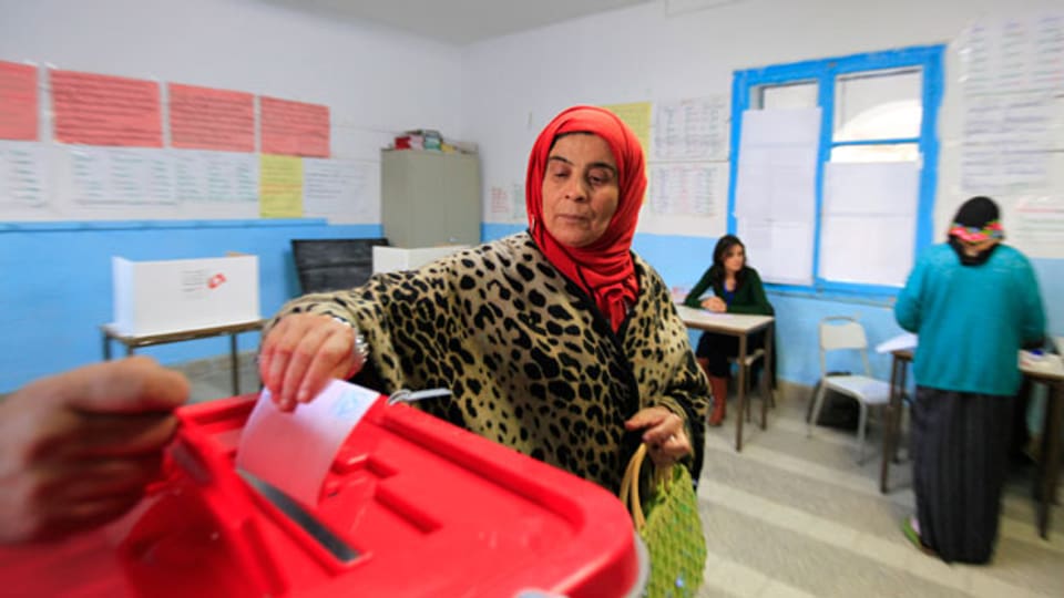 Ende 2014 haben die Bürgerinnen und Bürger Tunesiens erstmals frei ihren Präsidenten wählen können.  Erfahrungen mit direkter Demokratie auf Gemeindeebene haben sie bisher aber kaum.
