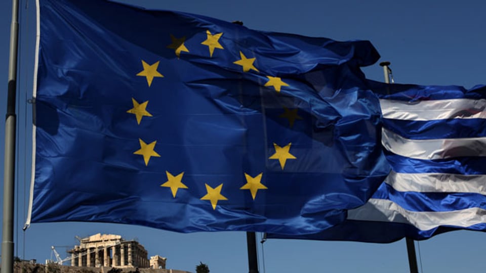 Nach einer langen Reaktionszeit zeigt die EU der griechischen Regierung, dass es nach der gestrigen Abstimmung für das Land sicher nicht leichter wird.