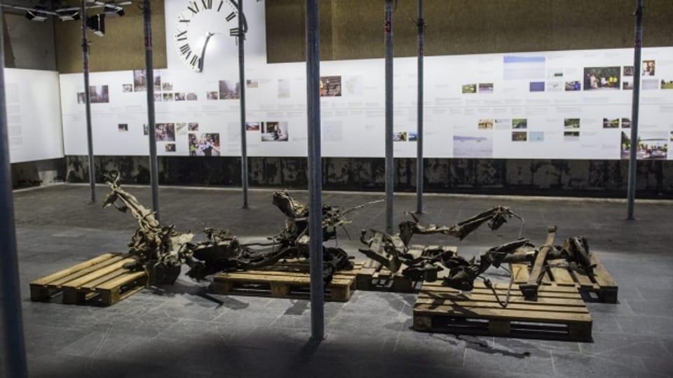 Die Überreste von Breiviks Auto, das er für seine Taten benutzte, an der Ausstellung in Oslo.