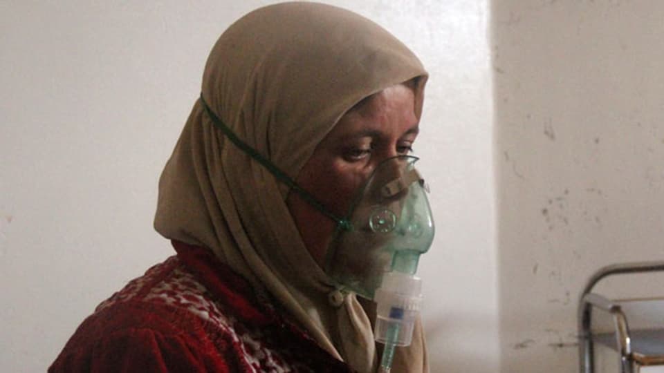 Seit dem Ausbruch des syrischen Bürgerkrieges im 2011 sind gegen 250‘000 Menschen ums Leben gekommen und es sollen Chemiewaffen eingesetzt worden sein. Bild: Opfer eines Giftgasangriffs in der Nähe von Damaskus.