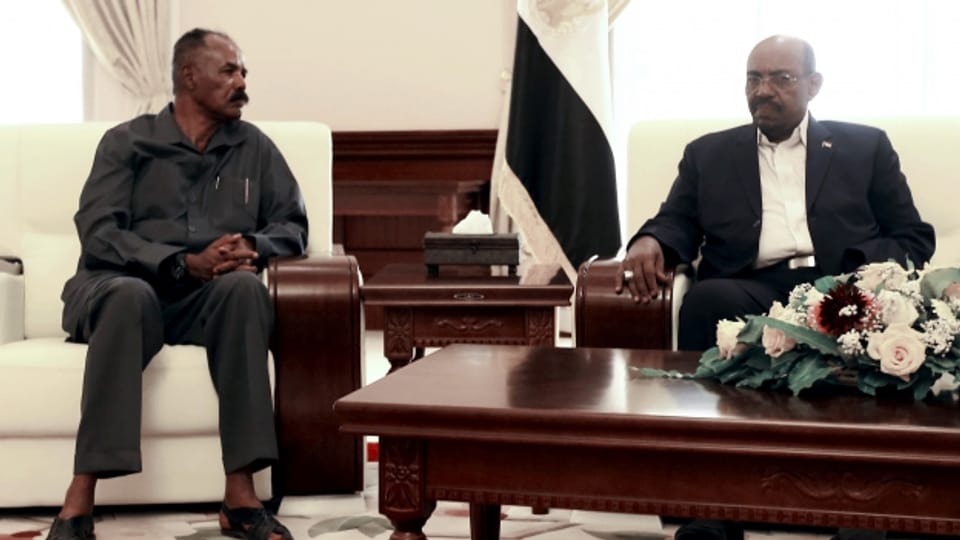 Afrikanische Diktatoren, aus deren Ländern Menschen fliehen: Sudans Omar Al-Bashir, Eritreas Isaias Afwerki.