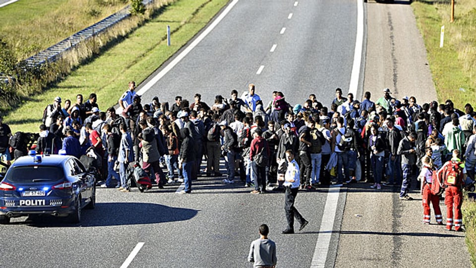 Die Flüchtlinge haben Nordeuropa erreicht - Dänemark ringt um den Umgang mit Durchreisenden.