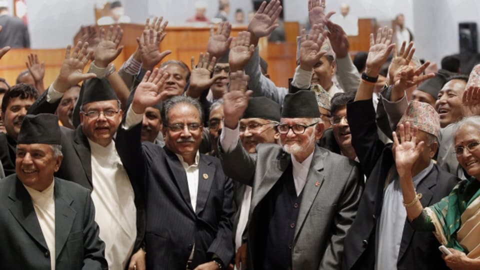 Das Parlament in Nepal hat der Verfassung mit grosser Mehrheit zugestimmt.