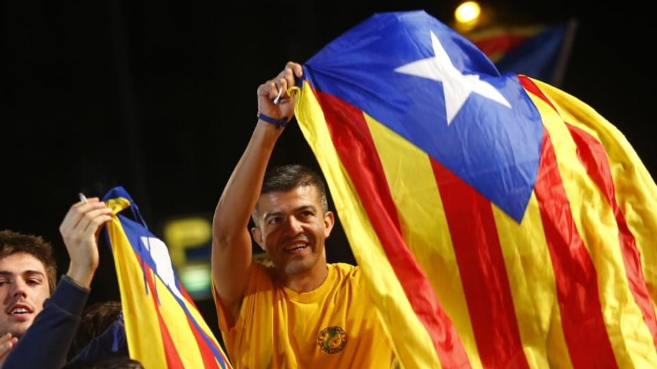 Anhänger einer katalanischen Unabhängigkeit feiern.