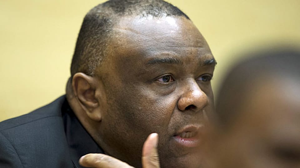 Jean-Pierre Bemba verfolgt den Prozessverlauf beim ICC in Den Haag. Der ehemalige kongolesische Vizepräsident ist der Angeklagte.