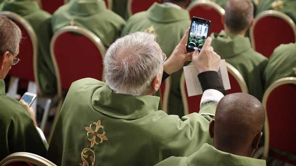 Moderne Kommunikationsmittel haben an der Bischofskonferenz in Rom Einzug gehalten.