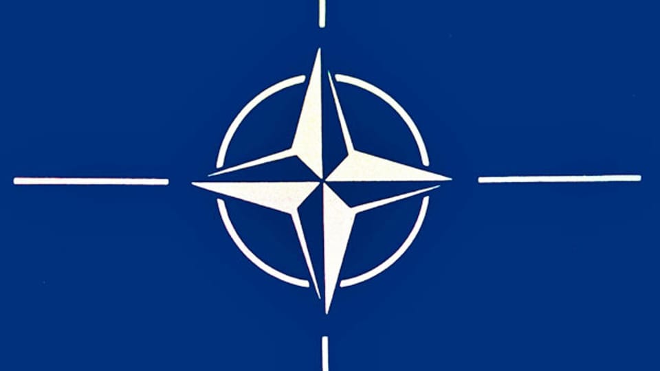 Die Nato wird auf 40‘000 Mann aufgestockt. Das wurde am Verteidigungsminister-Treffen bekannt gegeben. So soll das Nato-Mitglied Türkei beruhigt werden.