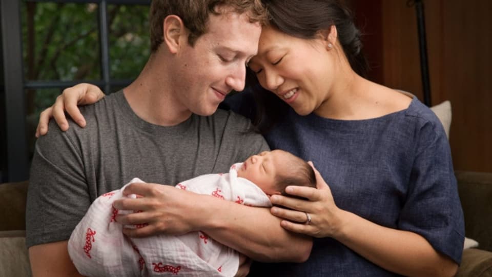 Mark Zuckerberg mit Tochter Max und Ehefrau Priscilla Chan.